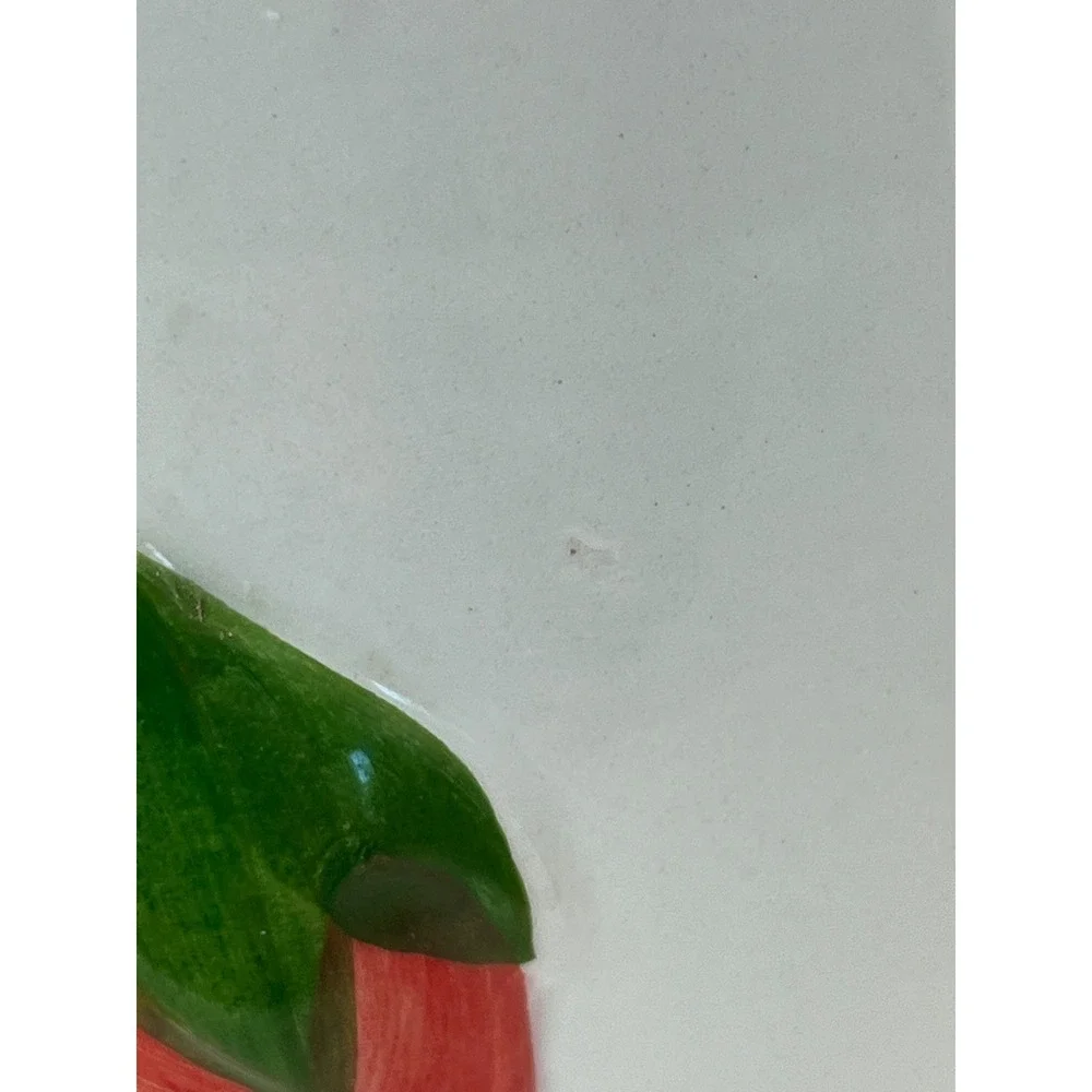 Sap trading co, Chili Pepper Kitchen Canister 3D Raised Relief White Jar 7in vnt
